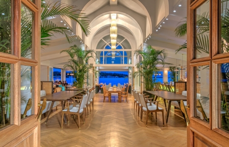 Arc Athenian Riviera